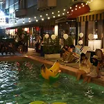 Josh Hotel
