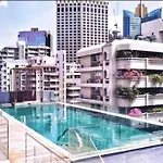 Stylish 1 Bedroom, Nice Pool,Bts Asok, Sukhumvit