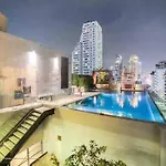 Stylish 1 Bedroom, Nice Pool,Bts Asok, Sukhumvit