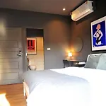 Stay-Dium House Huamark