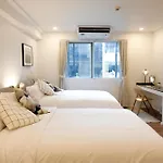 Upscale 3-Bedroom 3-Bathroom Suite 1 Min To Bts Prompong