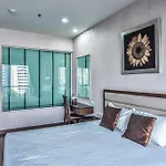 Luxury 67 Sqm Private Living Sanctuary Steps From Bts Chidlom