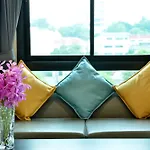 Norn Rimklong Bangkok Hotel