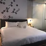 Bedspread Hostel (Adults Only)