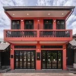 De Phanakron Boutique Hotel