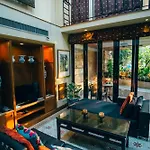 Chakrabongse Villas
