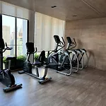 High-End Condo With 5 Mins To Terminal21 Bts Mrt With Kitchen