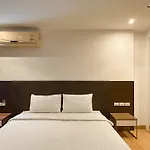 Nantiruj Tower - นันทิรุจ ทาวเวอร์ เซอร์วิสอพาร์ทเม้นท์ สุขุมวิท ซอย 8