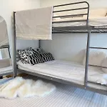 Huge 4 Story Japanese House Sleeps 9 City Center