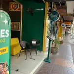 The House Hostel 2