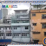 Maxi Mama Room
