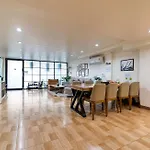 Bangkok Watergate Townhouse 曼谷中心水門家