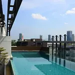 The Cosmos Suites Huge 1Br Condo - Nana Bangkok