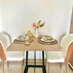 Cosy 2 Bedrooms Near Ekkamai