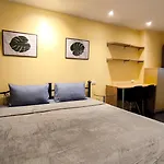Silom Room 1Bedroom With 2 Kings Bed For 4 Persons