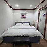Vintana Siam Bangkok Hotel