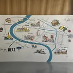 Beat Warii Hostel At Chaophraya River