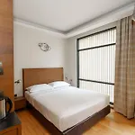Marvin Suites Hotel