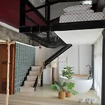 Yolo Bangkok Boutique Hotel
