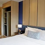 The Residence On Thonglor By Uhg