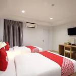 Dancenter Pannee Hotel Khaosan