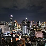 Kuma House Asoke Sukhumvit