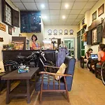 Speak Easy Homestay
