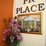 Pr Place Hotel