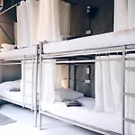 2W Bed & Breakfast Bangkok