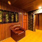 Eight Plus Hotel