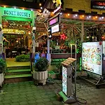 Honey House1 Hotel