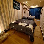 Meetu曼谷市中心特色旅馆，近火车夜市，免费早餐