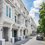 Miq Asoke808 Villa - Asoke Bts - Garden Pool - 16 Pax