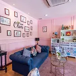 Baan Oliver Srinakarin