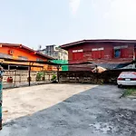 Riski Residence Bangkok-Noi - Wasit Apartment