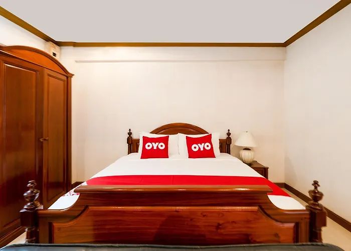 OYO 870 Jim’s Lodge Hotel