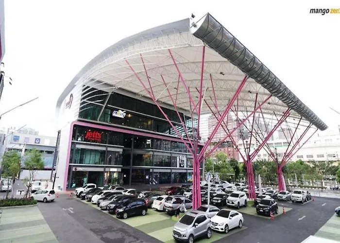 Siam Stadium Hostel
