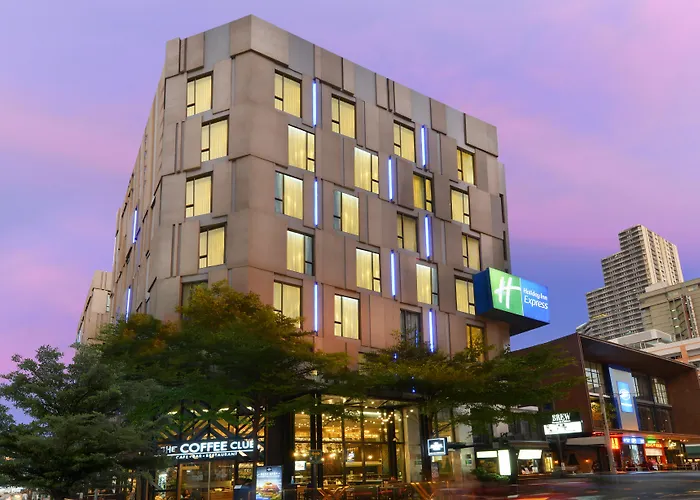 Holiday Inn Express Bangkok Sukhumvit 11 By Ihg
