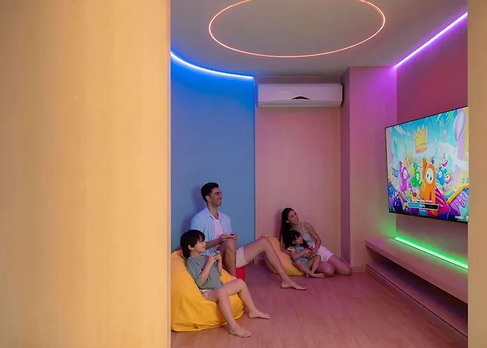 Novotel Living Bangkok Sukhumvit Legacy