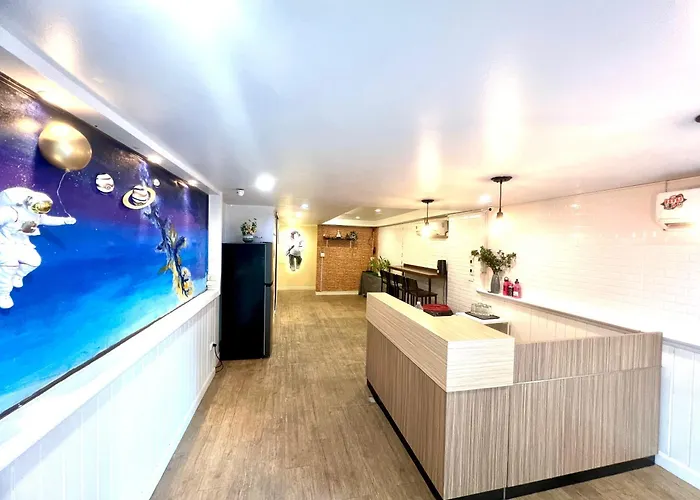 Youjia Youth Hostel