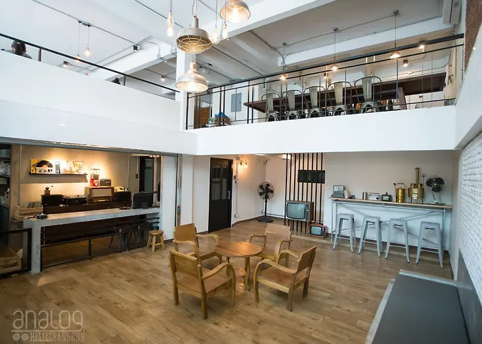 Analog Hostel