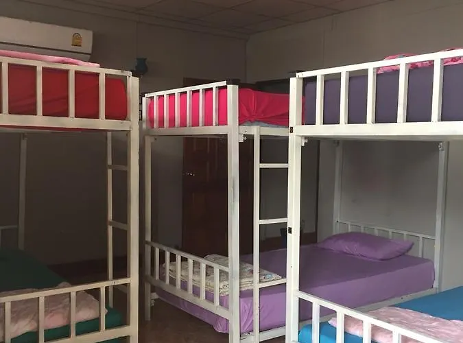 Empo Hostel At 30 Onnut