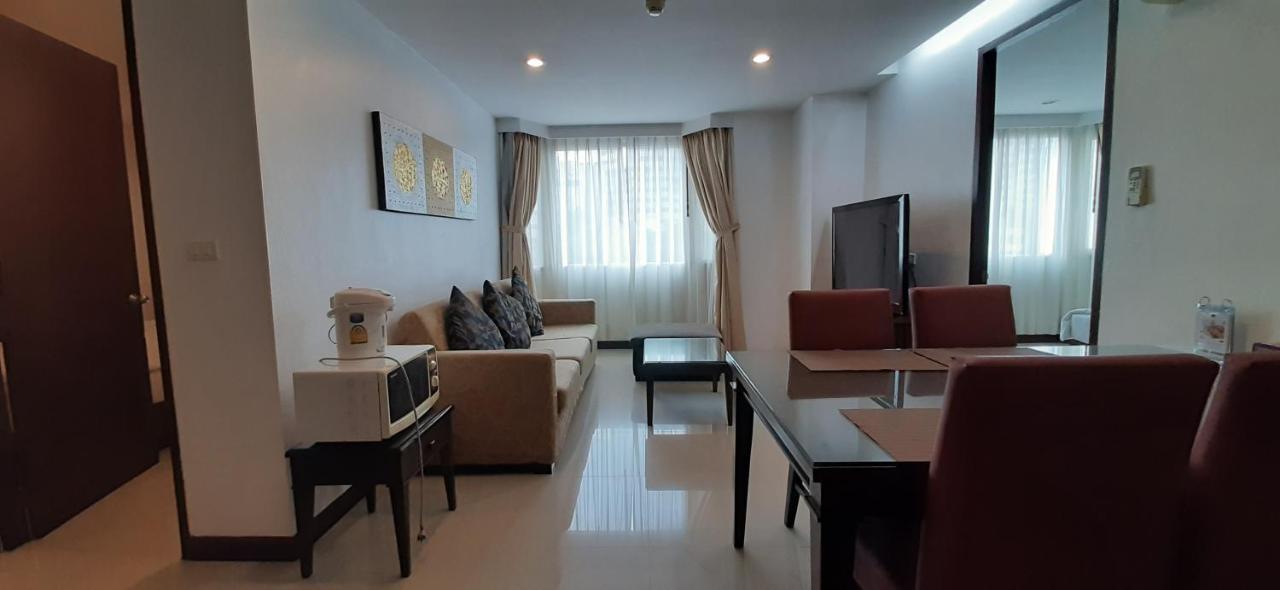 Hotel Plaza Nana Bangkok