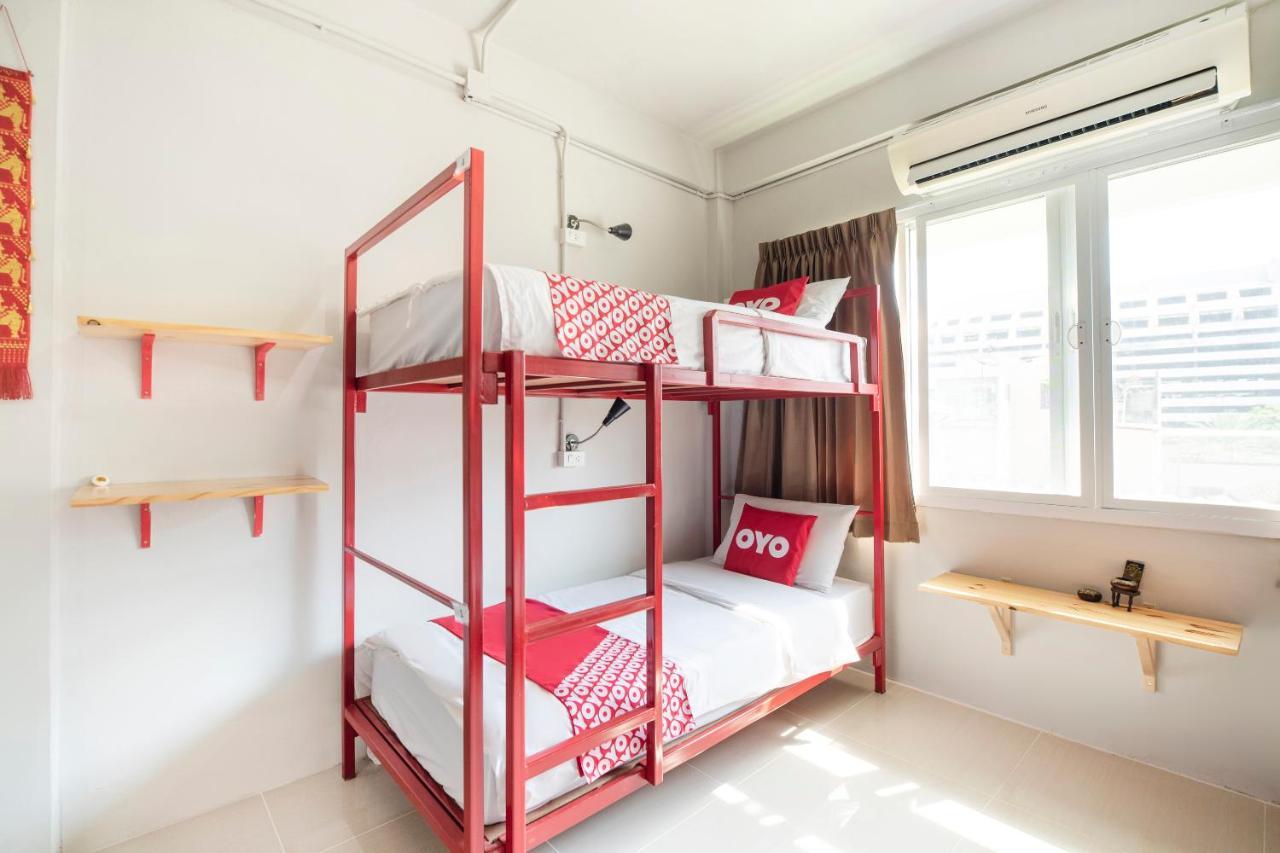 Check Hostel *