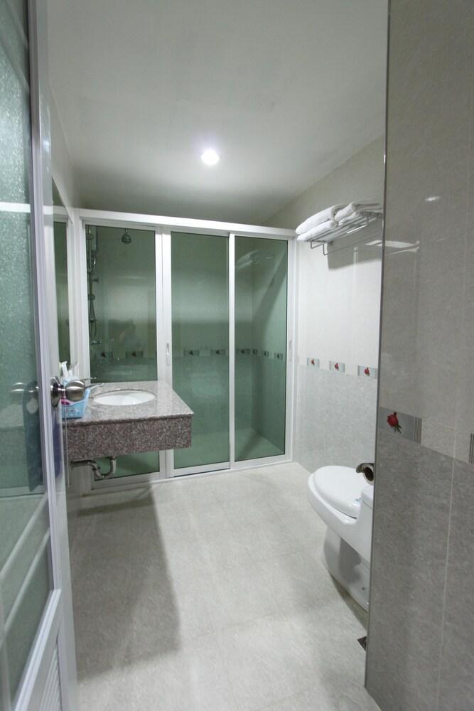 Miloft Sathorn - Sha Certified 5*