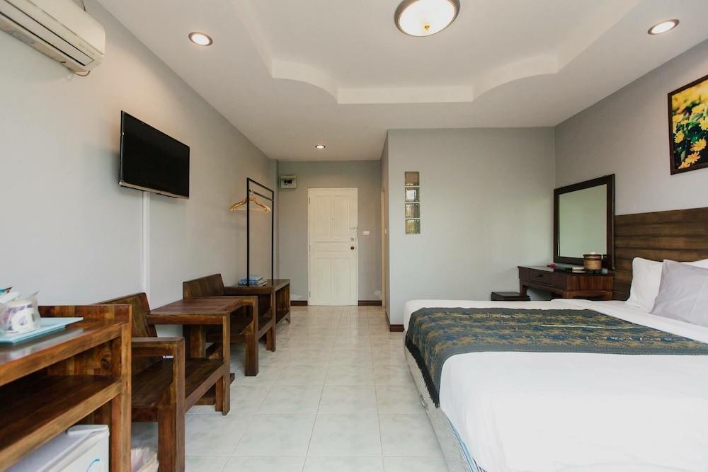 Platinum Place By Zuzu Bangkok