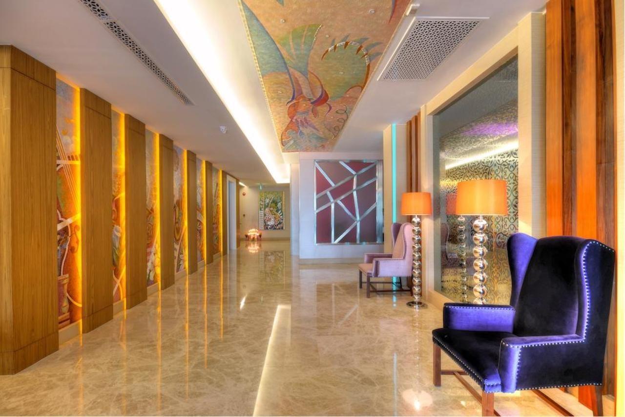 One One Hotel 3*