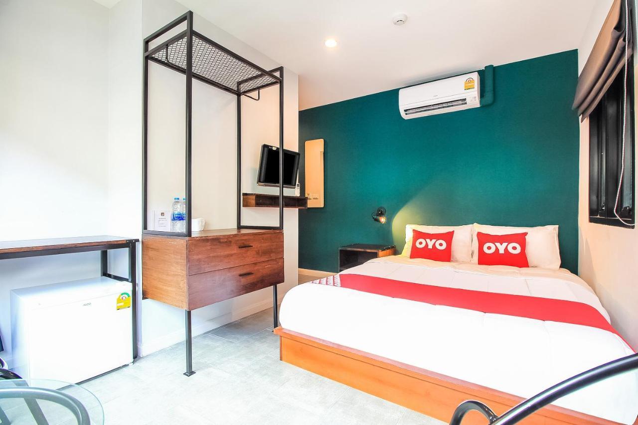 Hotel Vaccinated Staff -oyo 312 Wire Phrakanong