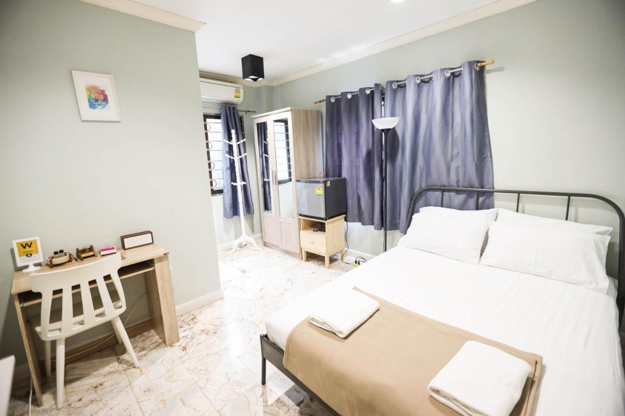 Wang Lang Hostel