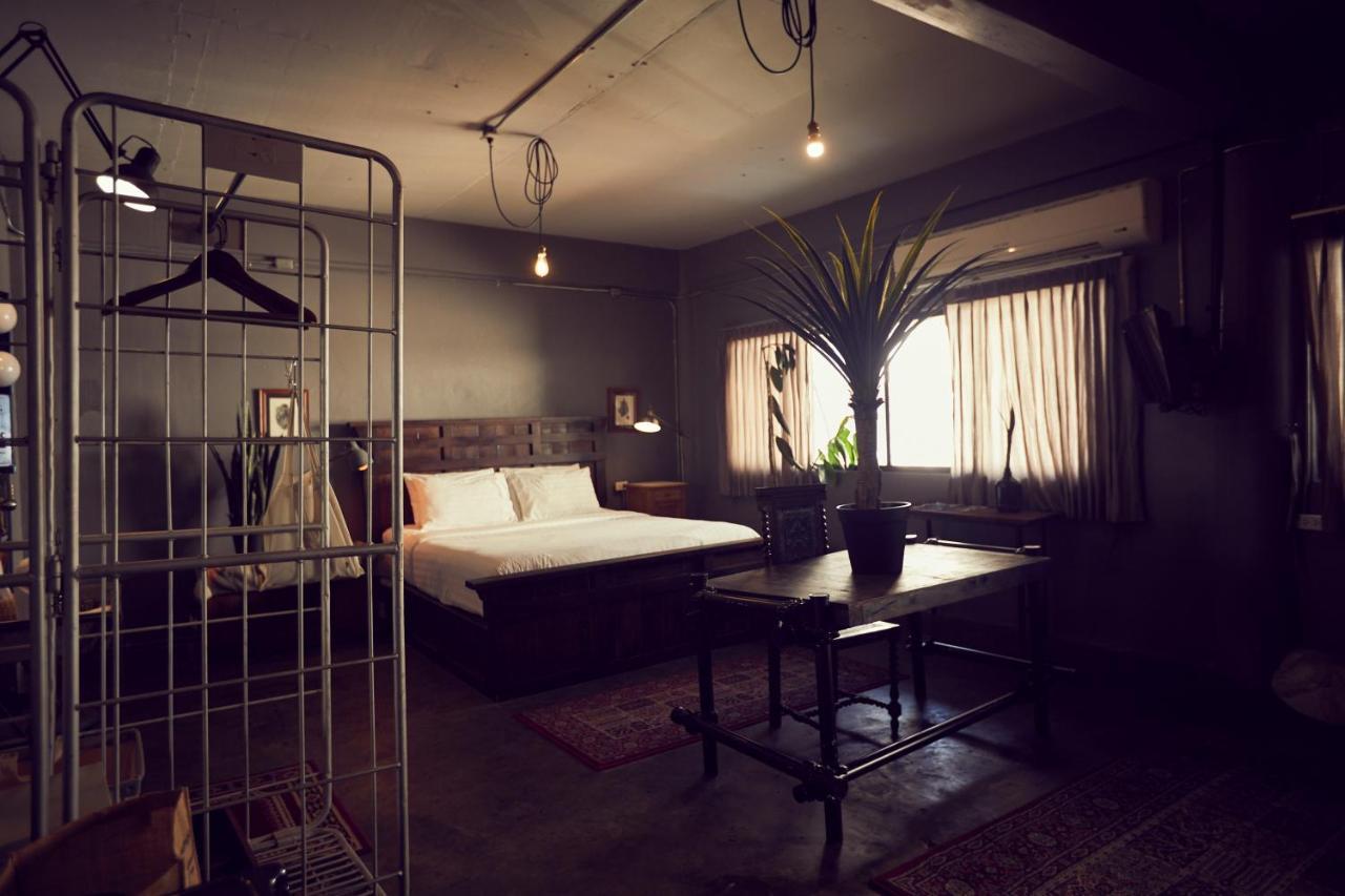 The Mustang Nero Bed & Breakfast *